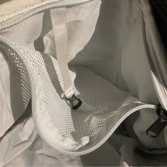The North Face Nuptse Tote in Black - Picture 6 of 9